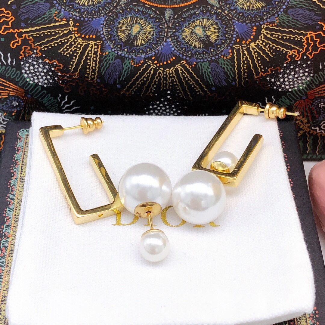 Dior Square Pearl Earrings