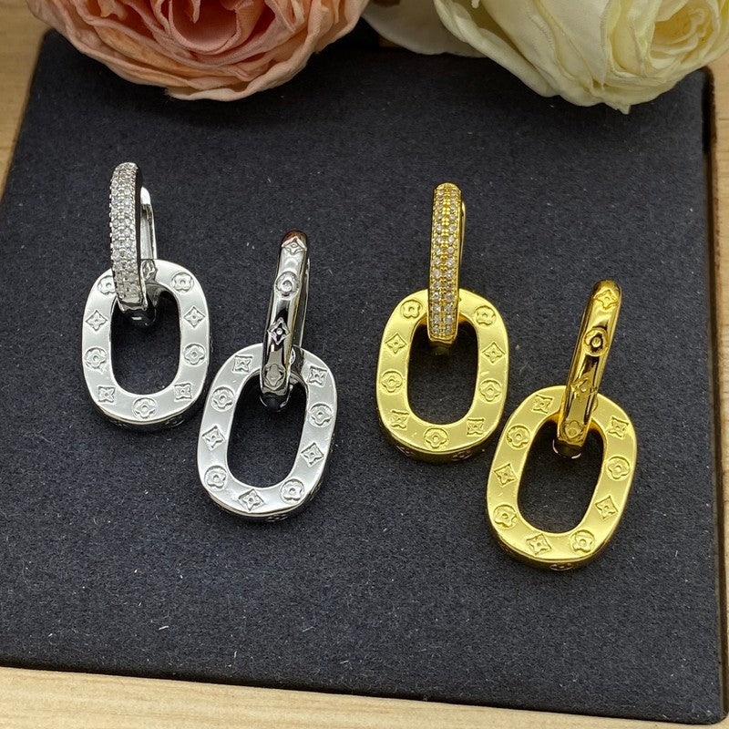 Louis Vuitton Circle Earrings - 18K Gold