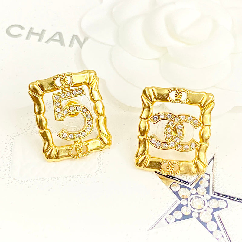 Chanel No.5 Square Diamond Earrings - 18K Yellow Gold