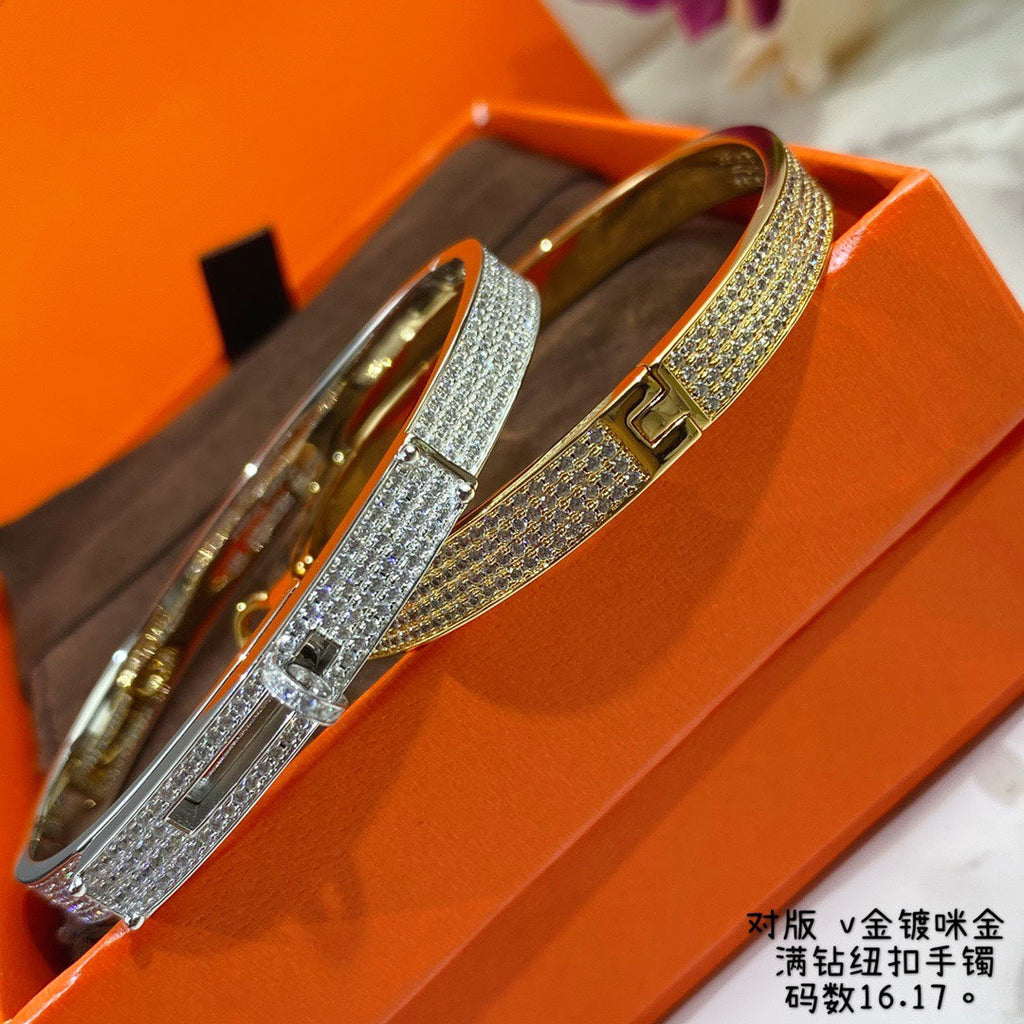 Hermes Kelly Moissanite Bracelet - 18K Yellow Gold