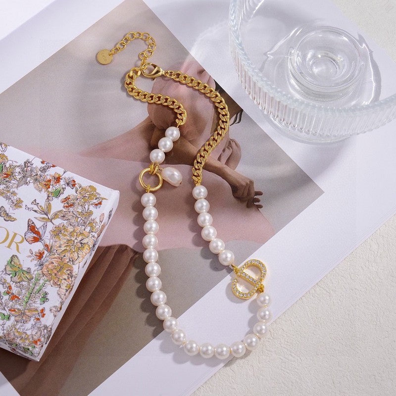 Dior 30 Montaigne Pearl Necklace