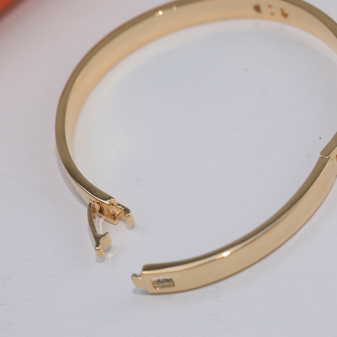 Hermes Diamond Bracelet - 18K Gold