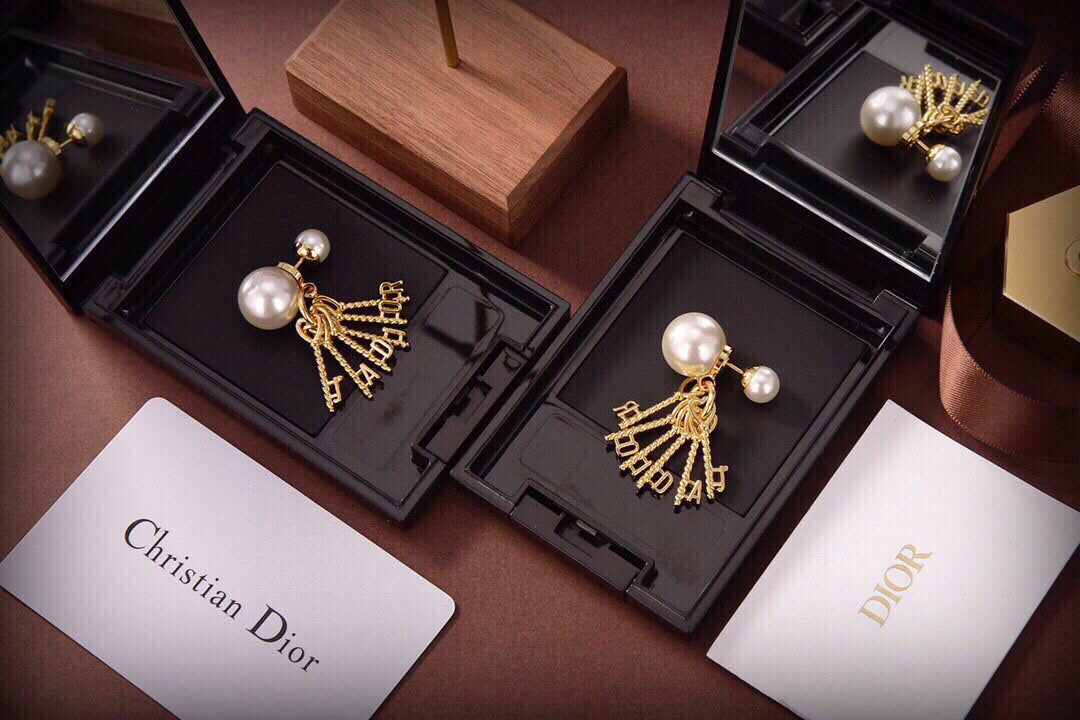 Dior Tassel Pearl Earrings