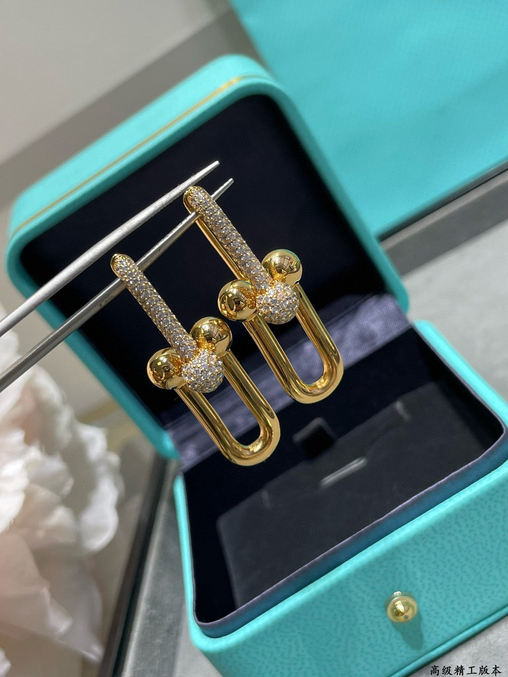 Tiffany HardWear Large Link Moissanite Earrings - 18K Yellow Gold