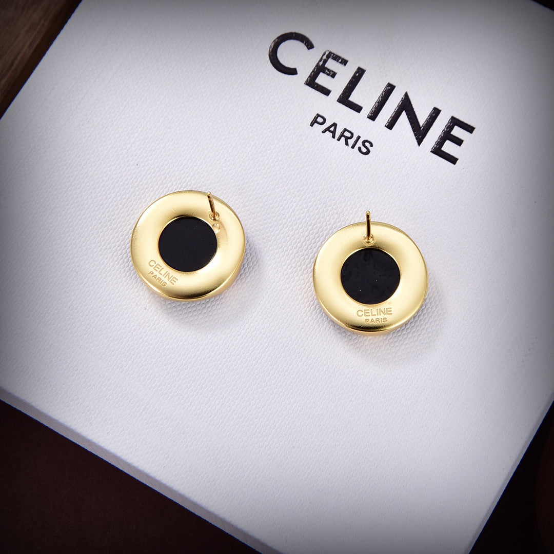 Celine Triomphe Pearl Earrings - 18K Yellow Gold