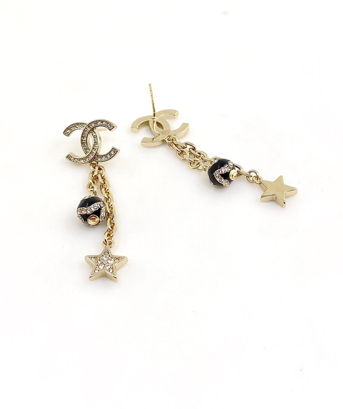 Chanel Star Pearl Earrings - 18K Yellow Gold