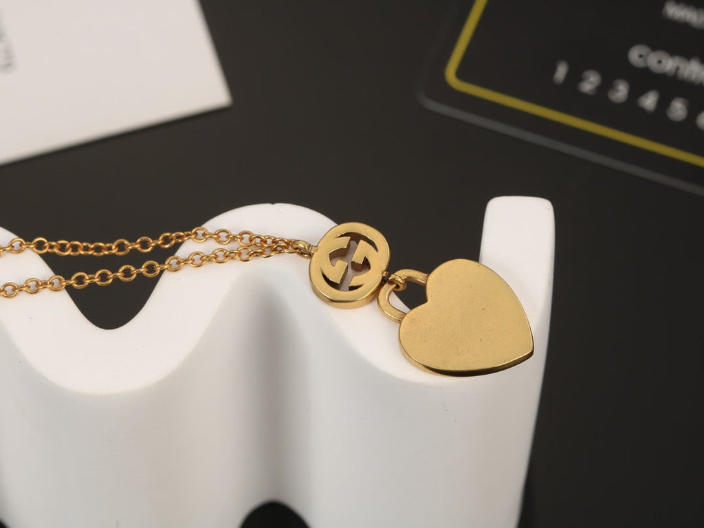 Gucci Double G Heart Pendant Necklace