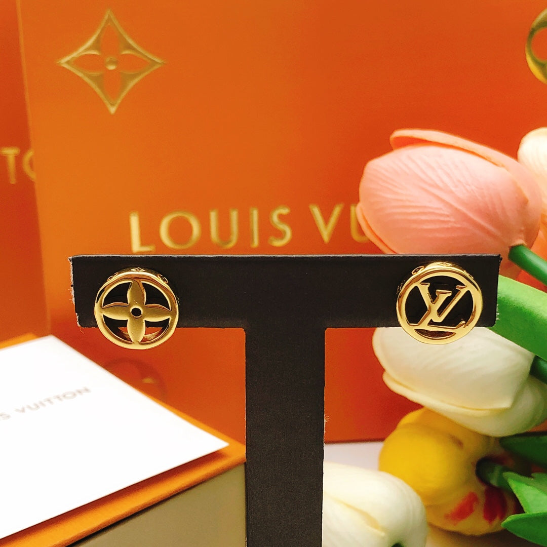 Louis Vuitton Blossom Earrings - 18K Yellow Gold