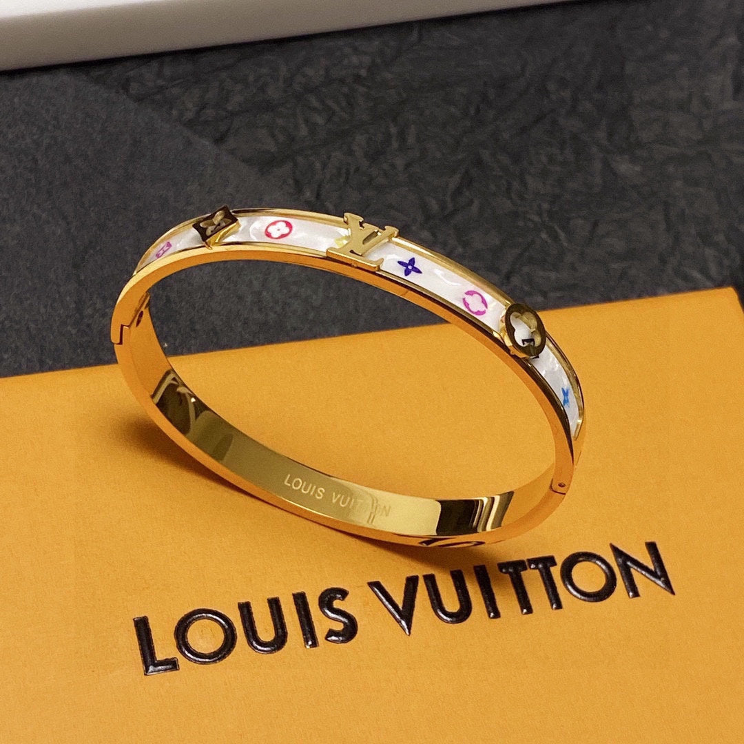 Louis Vuitton Pearl Bracelet