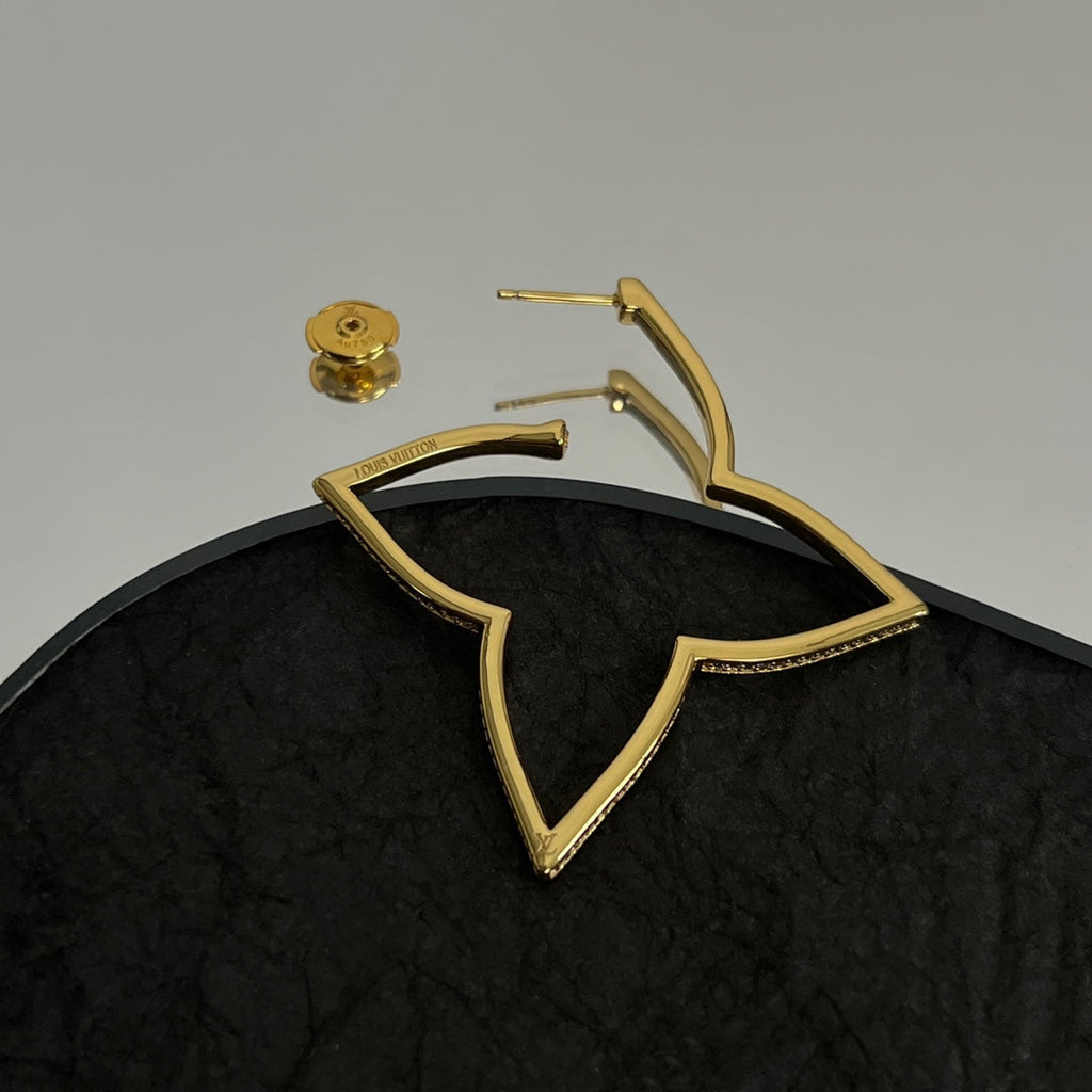 Louis Vuitton Debuts Blossom Earrings - 18K Yellow Gold