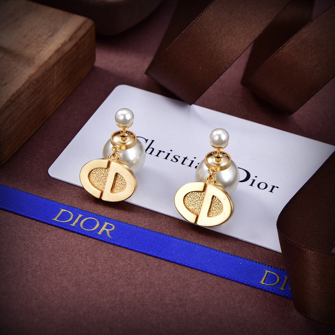 Dior Tribales Pearl Earrings
