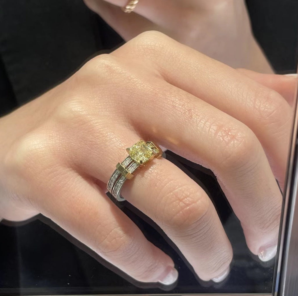 Tiffany Schlumberger Stone Ring - 18K Yellow Gold