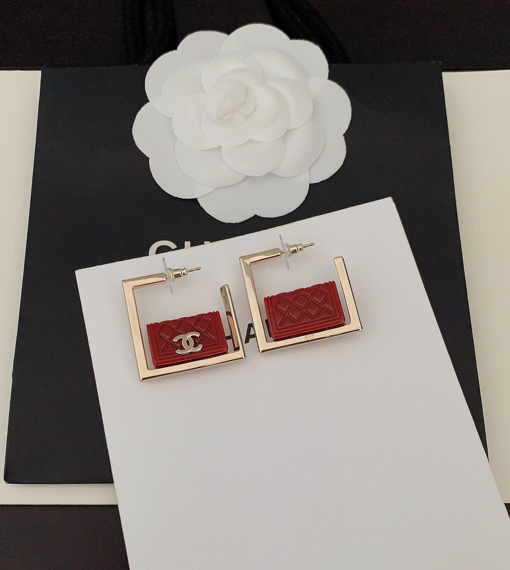 Red Bag Pendant Earrings - 18K Yellow Gold
