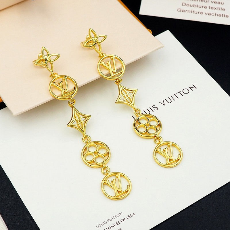 Louis Vuitton Lace Long Earrings - 18K Gold