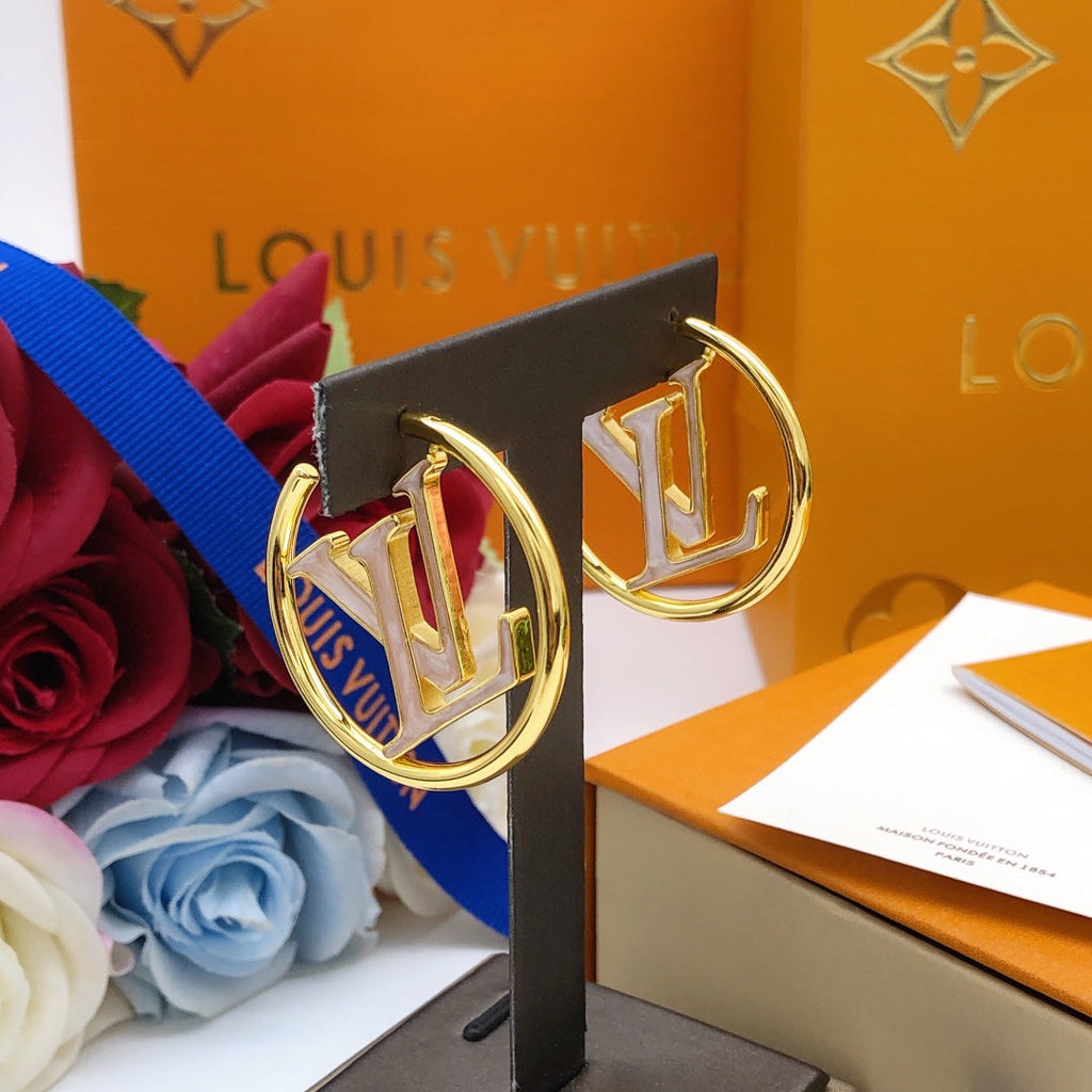 Louis Vuitton Louise Hoop Pearl Earrings - 18K Gold