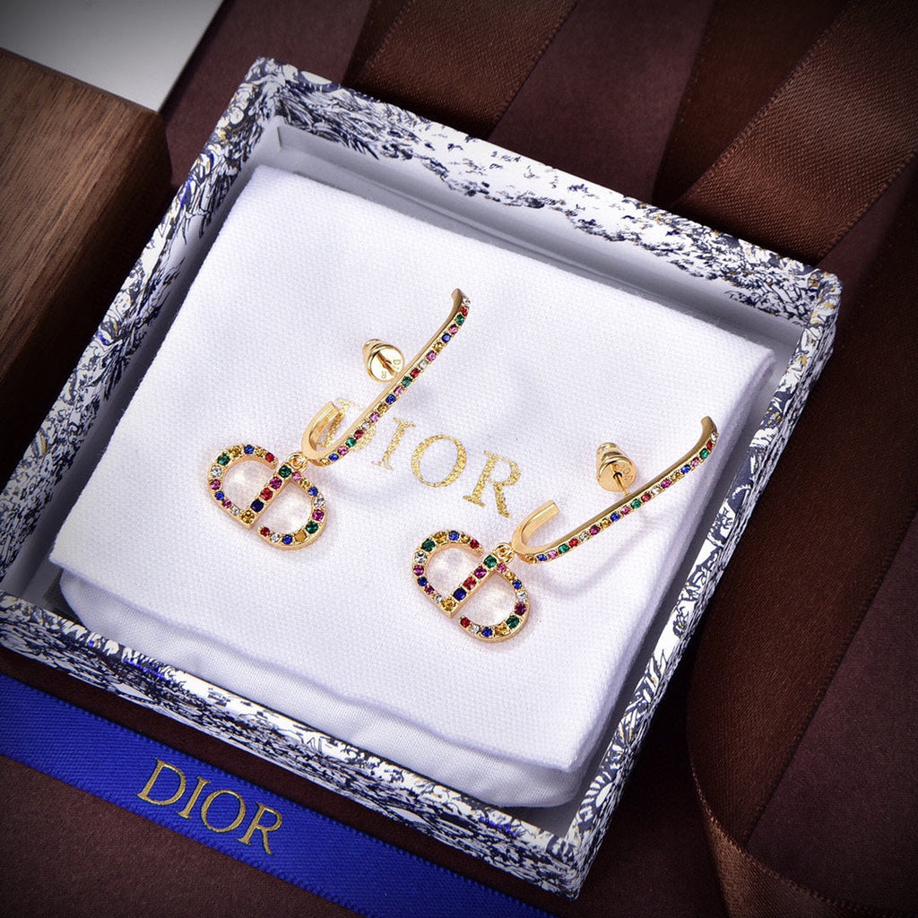Dior 30 Montaigne Crystal Earrings