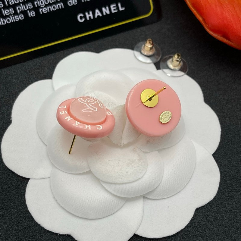Chanel Pink Round Earrings - 18K Yellow Gold