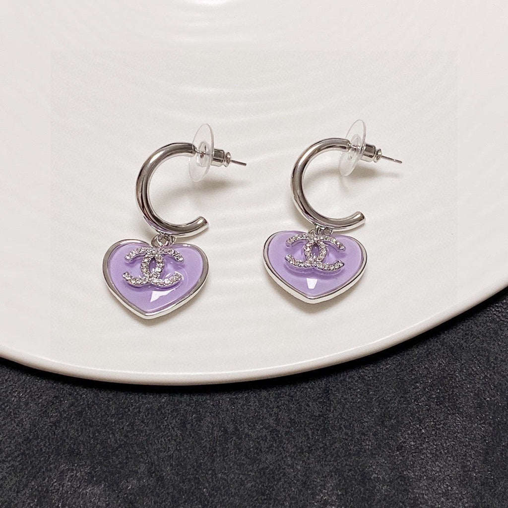 Chanel Purple Heart Earrings - 18K Yellow Gold