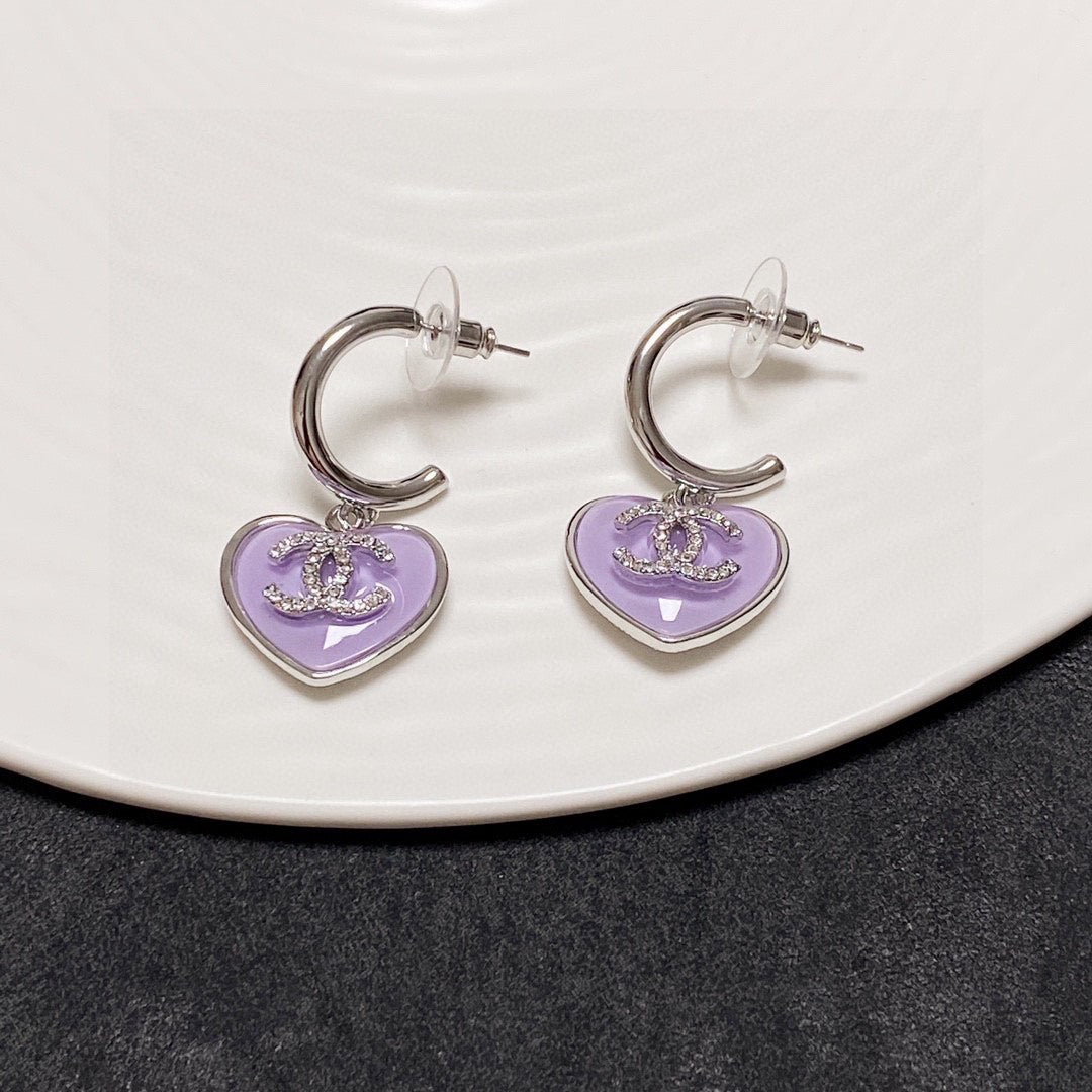 Chanel Purple Heart Earrings - 18K Yellow Gold