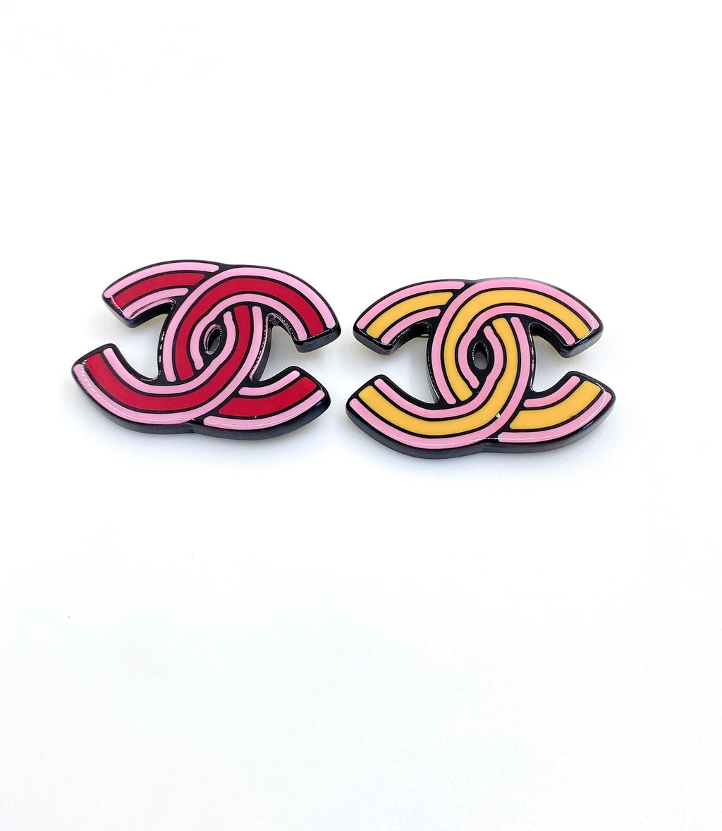 Chanel Pink Earrings - 18K Yellow Gold