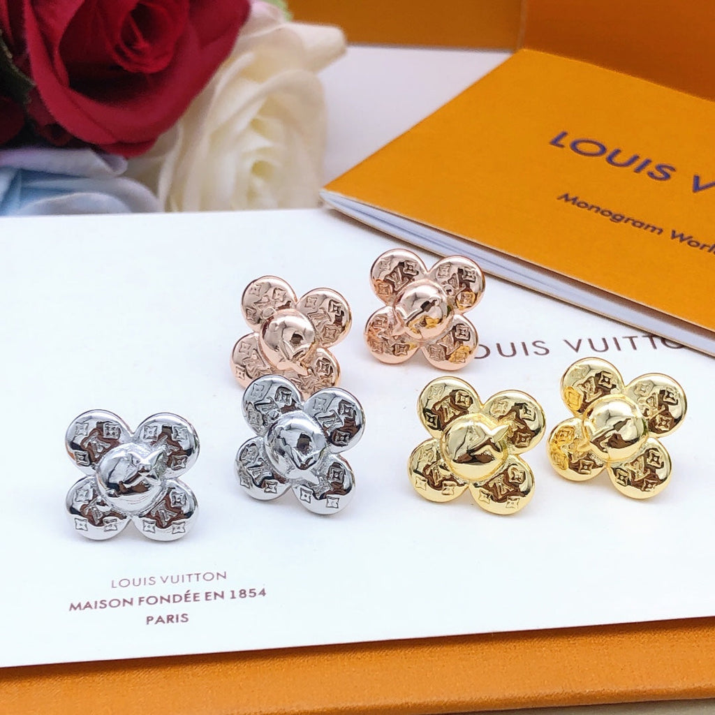 Louis Vuitton Vivienne Earrings - 18K White Gold