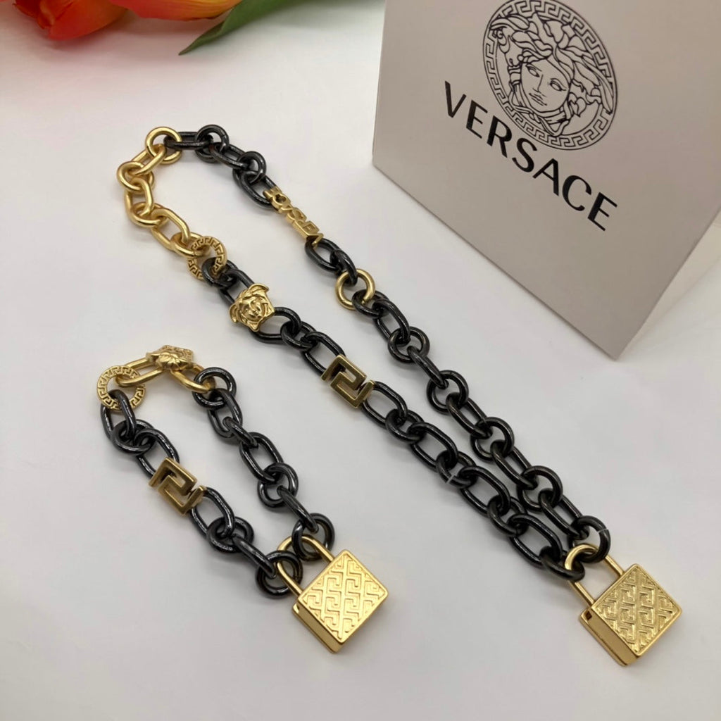Celine Triomphe Ver Chain Bracelet