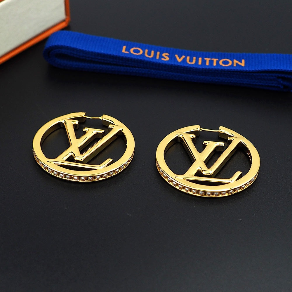 Louis Vuitton Louise Pearl Earrings - 18K Gold
