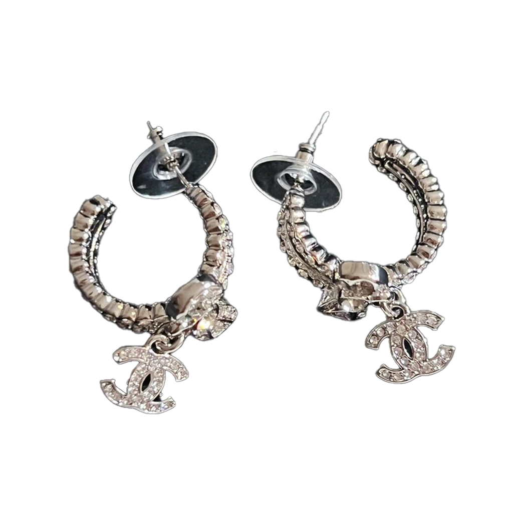 Chanel Diamond Pendant Earrings - 18K White Gold