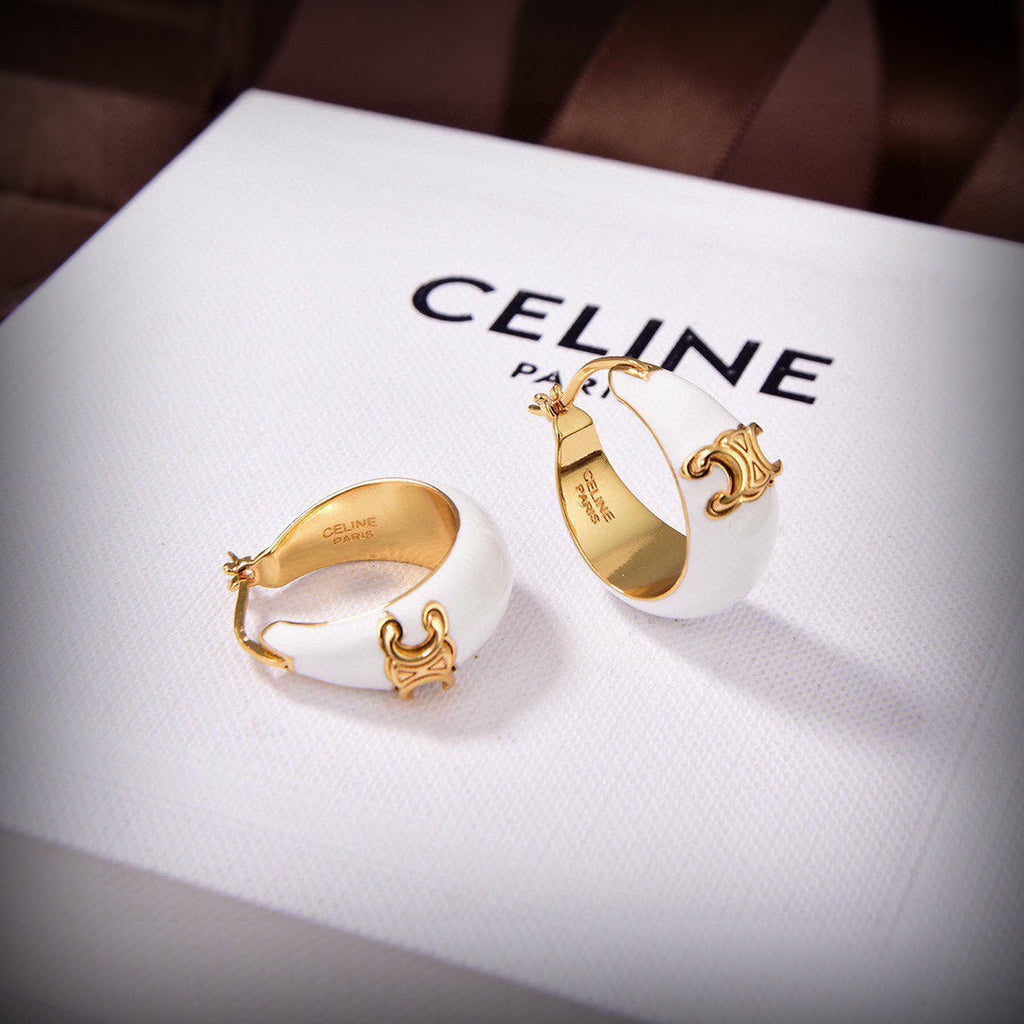 Celine Triomphe Pearl Earrings - 18K Yellow Gold