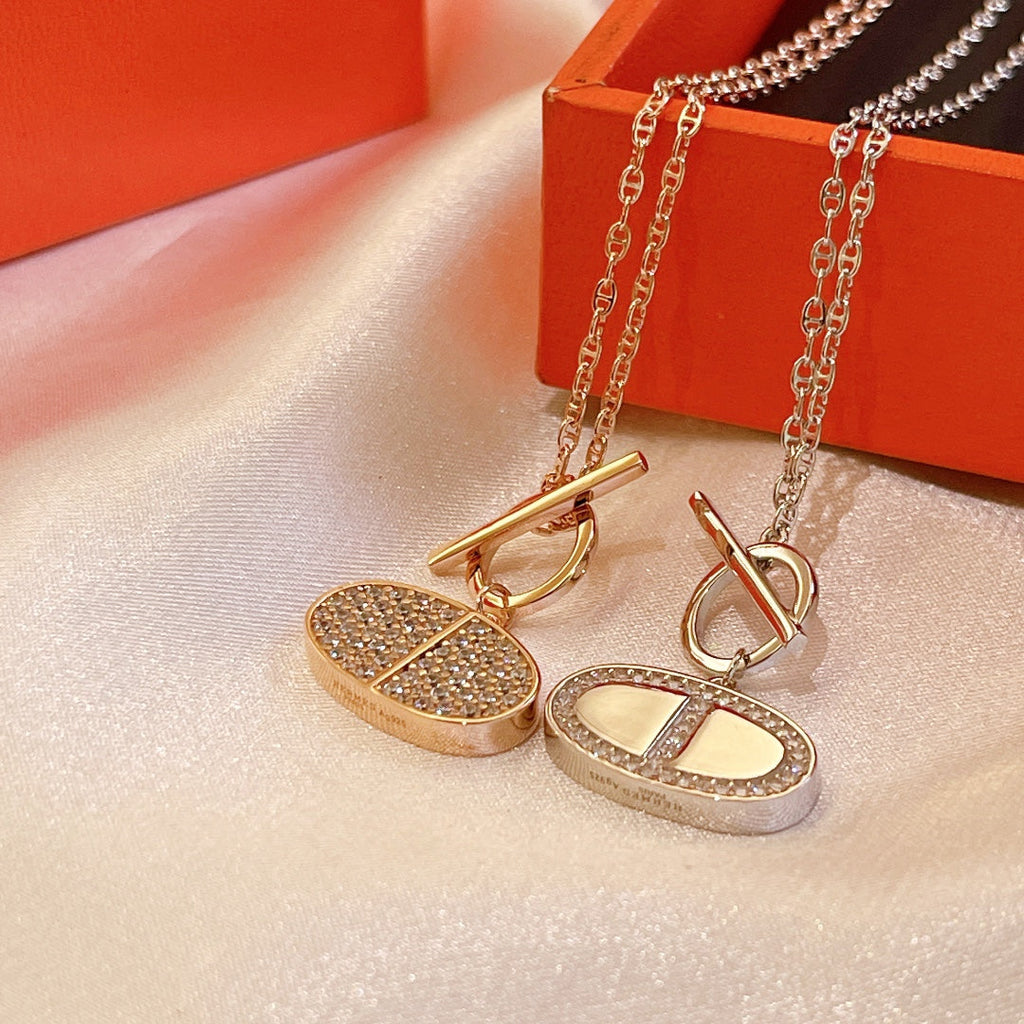 Hermes Chaine D'ancre Contour Pendant Necklace