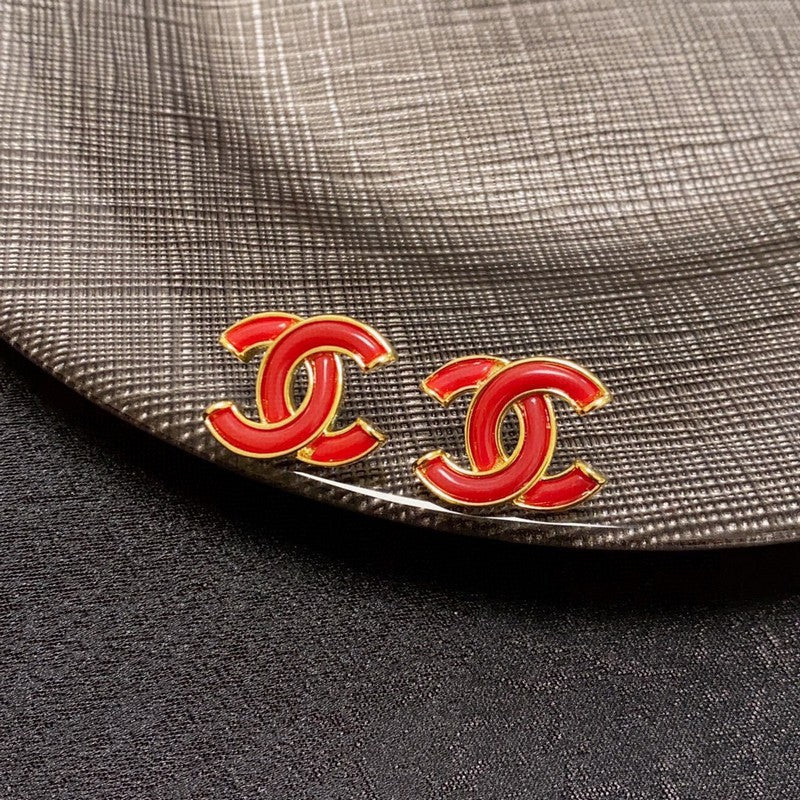 Chanel Red Earrings - 1.8 cm Height - 18K Yellow Gold