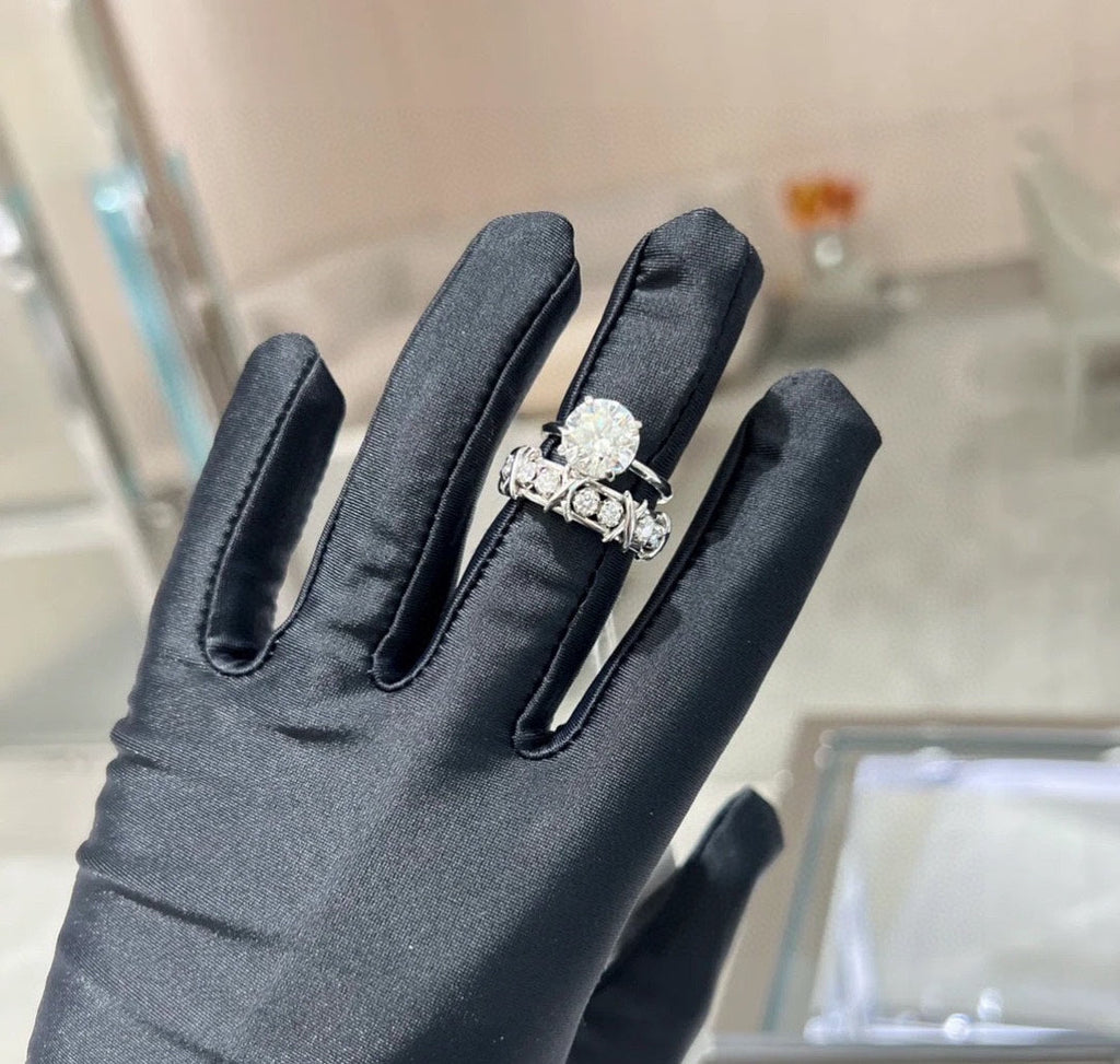 Tiffany Schlumberger Eighteen Stone Ring - 18K White Gold