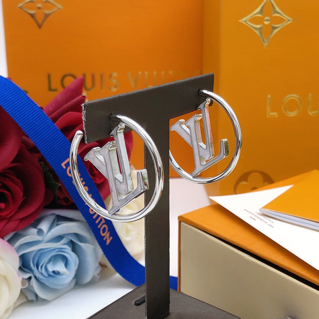 Louis Vuitton Louise Hoop Pearl Earrings - 18K White Gold