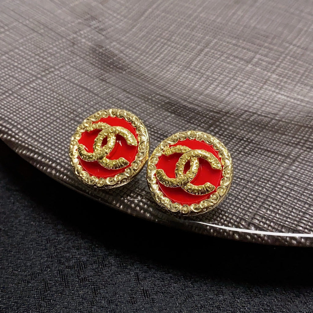 Chanel Black & Red Earrings - 18K Yellow Gold