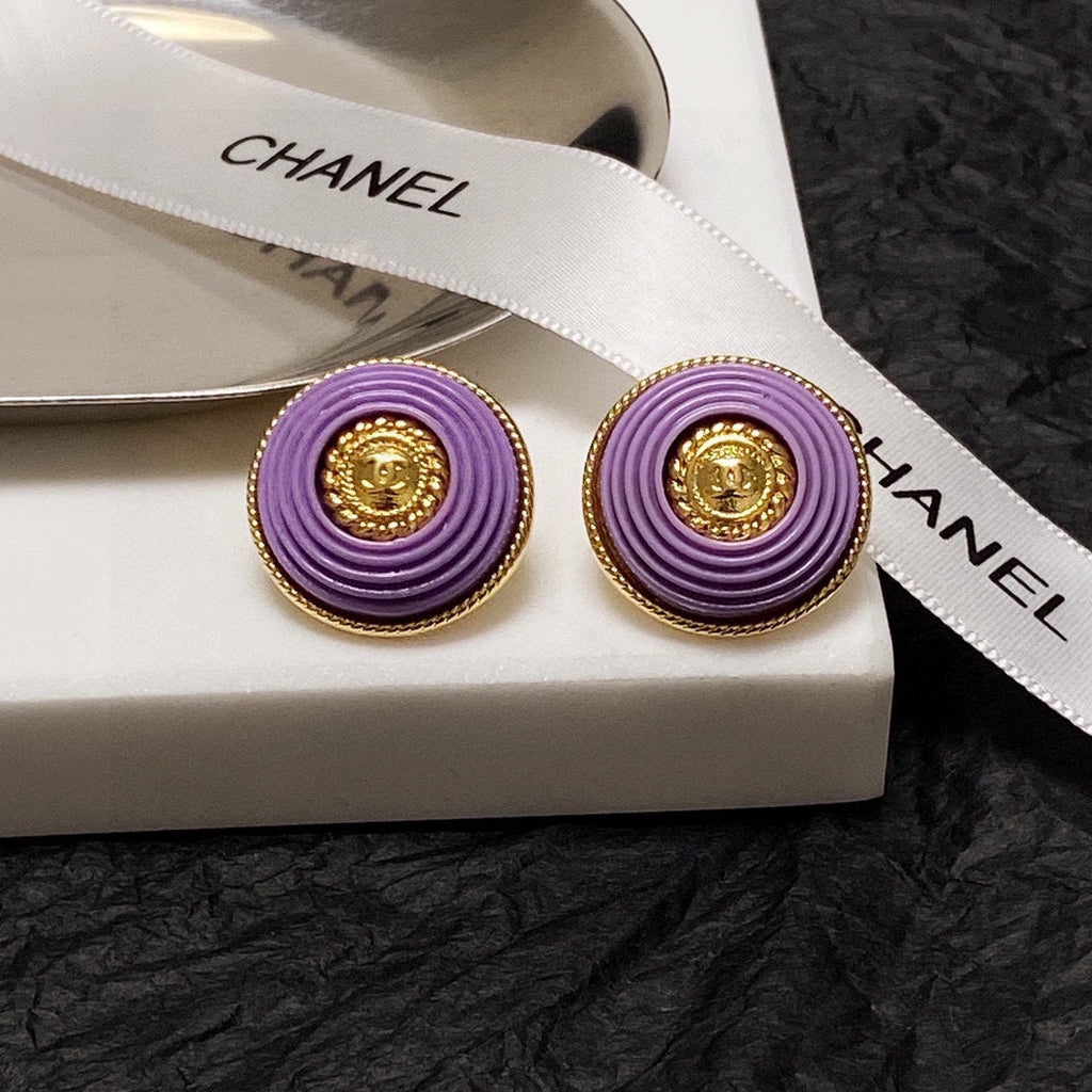 Chanel Purple Resin Earrings - 18K Yellow Gold