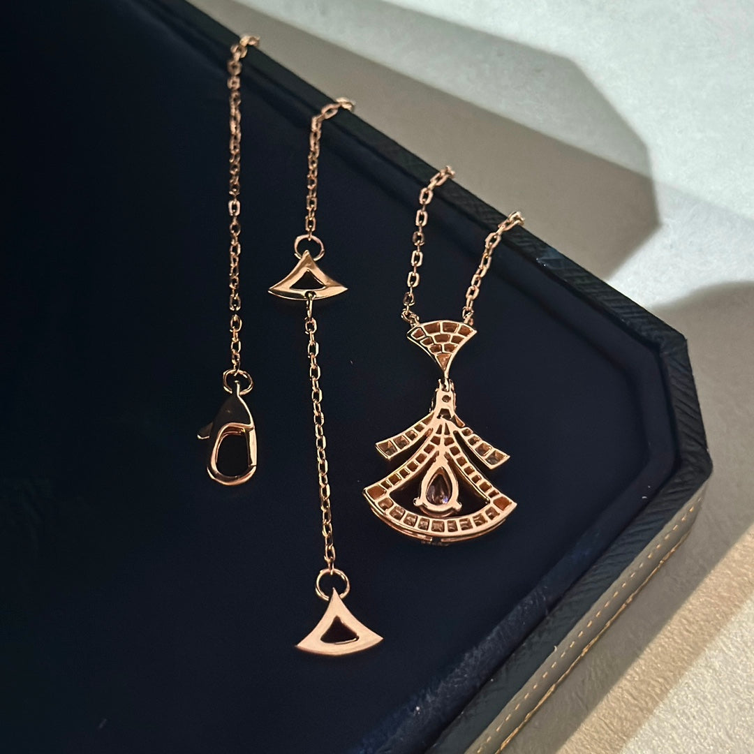 Bvlgari Dream Moissanite Necklace - 18K Gold