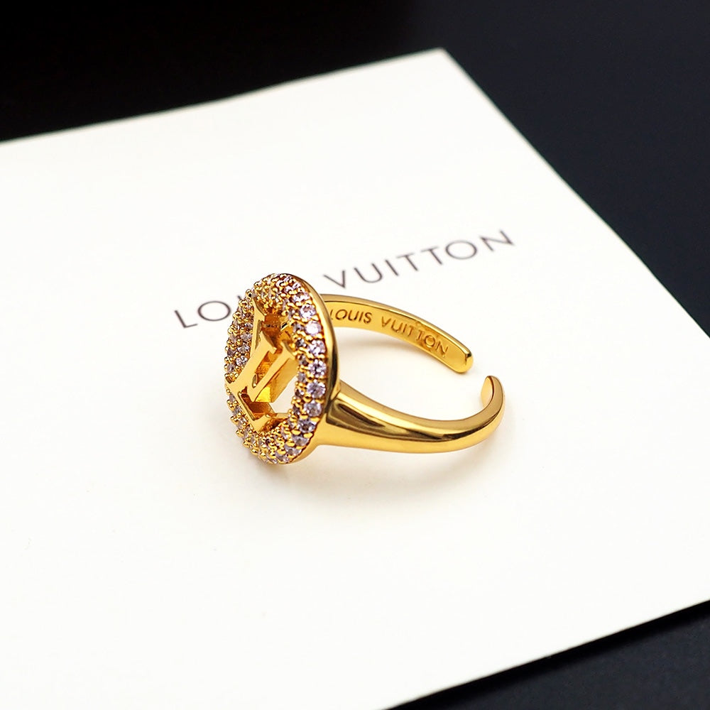 Louis Vuitton Louise Tresor Ring - 18K Yellow Gold