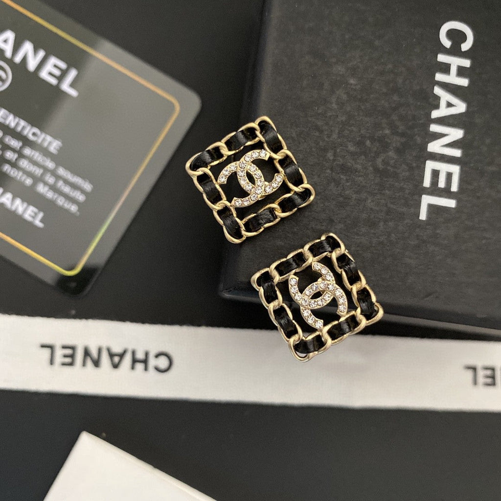 Chanel Square Leather Earrings - 18K Yellow Gold