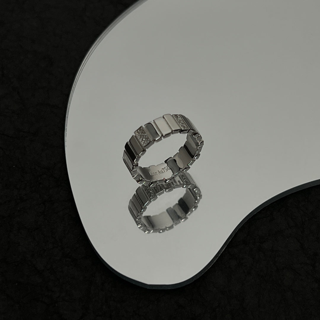 Dior Gem Diamond Ring - 18K Gold