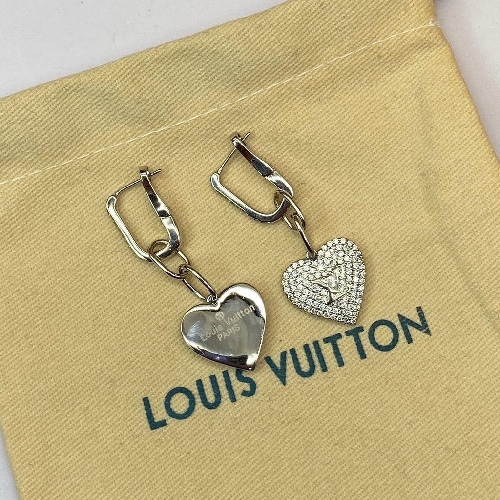 Louis Vuitton Diamond Heart Earrings - 18K Gold