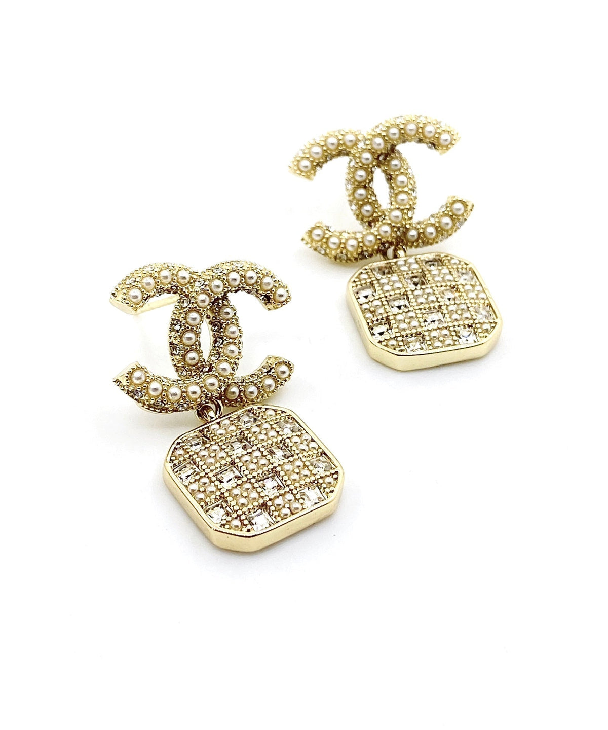 Chanel Diamonds Drop Earrings - 18K Yellow Gold