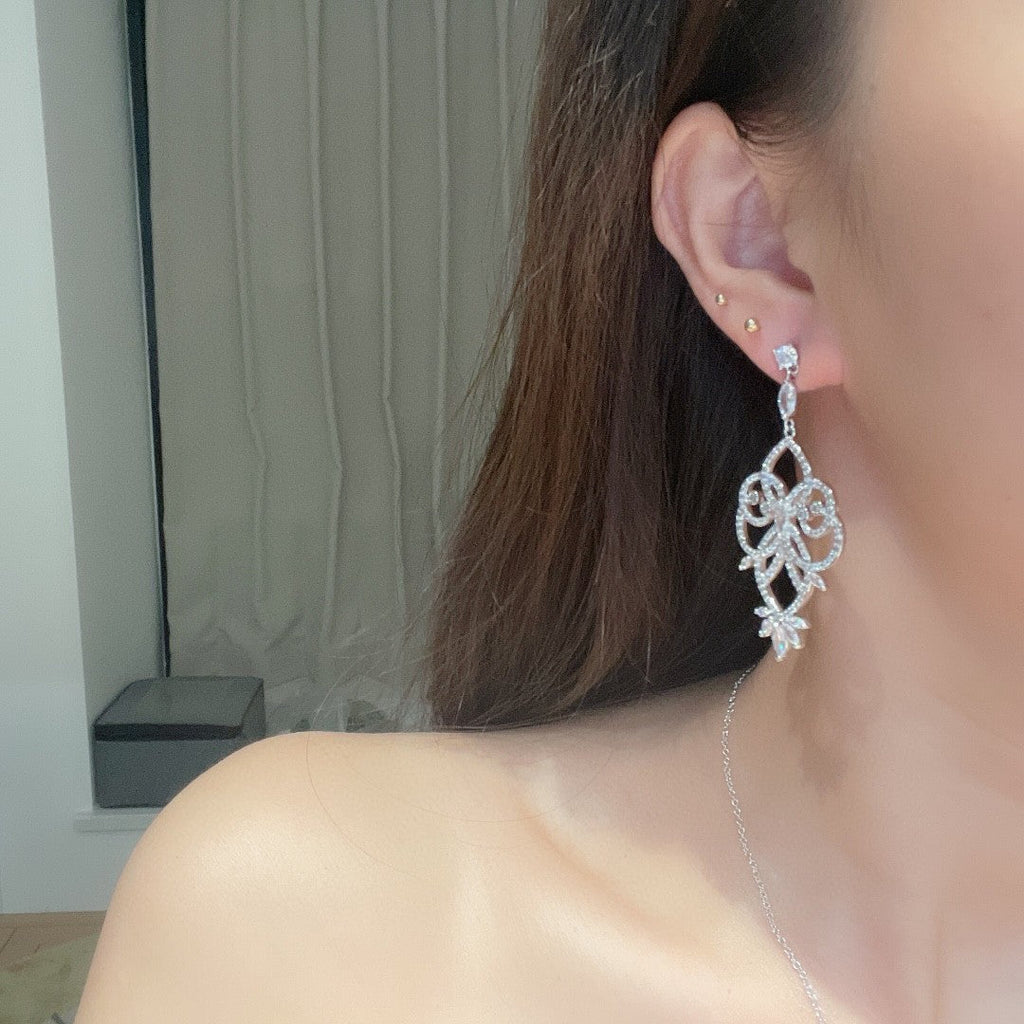 Mythical Journey Earrings - 18K White Gold