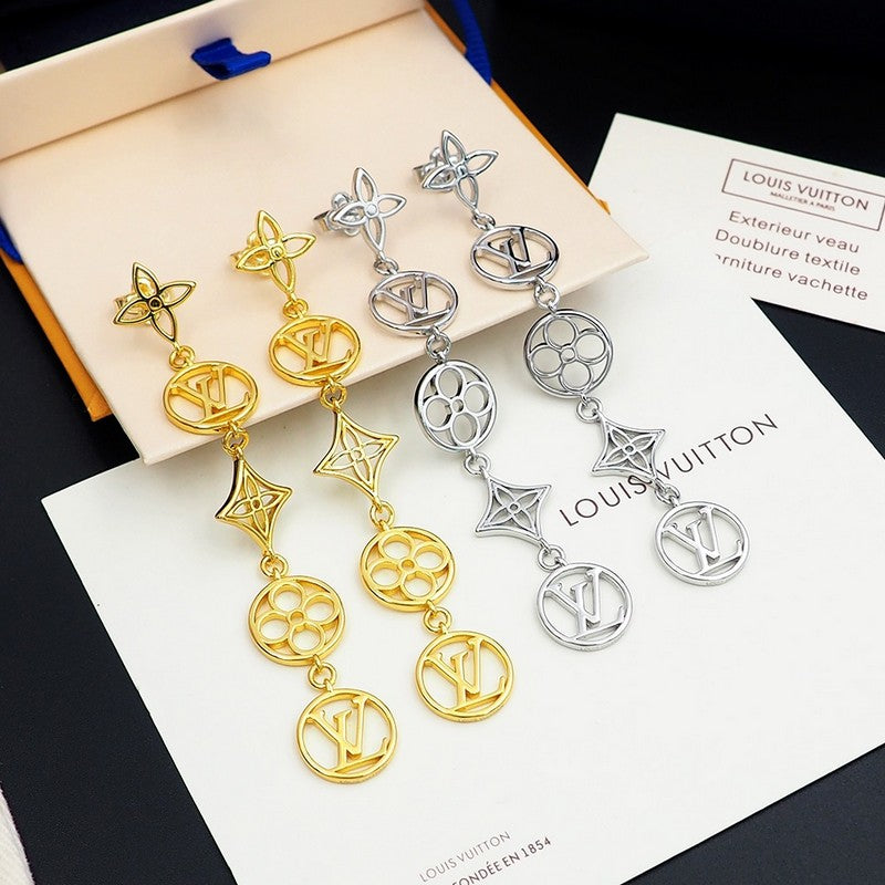 Louis Vuitton Lace Long Earrings - 18K Gold