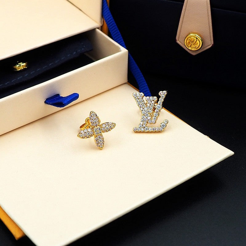 Louis Vuitton Iconic Tresor Earrings - 18K Yellow Gold