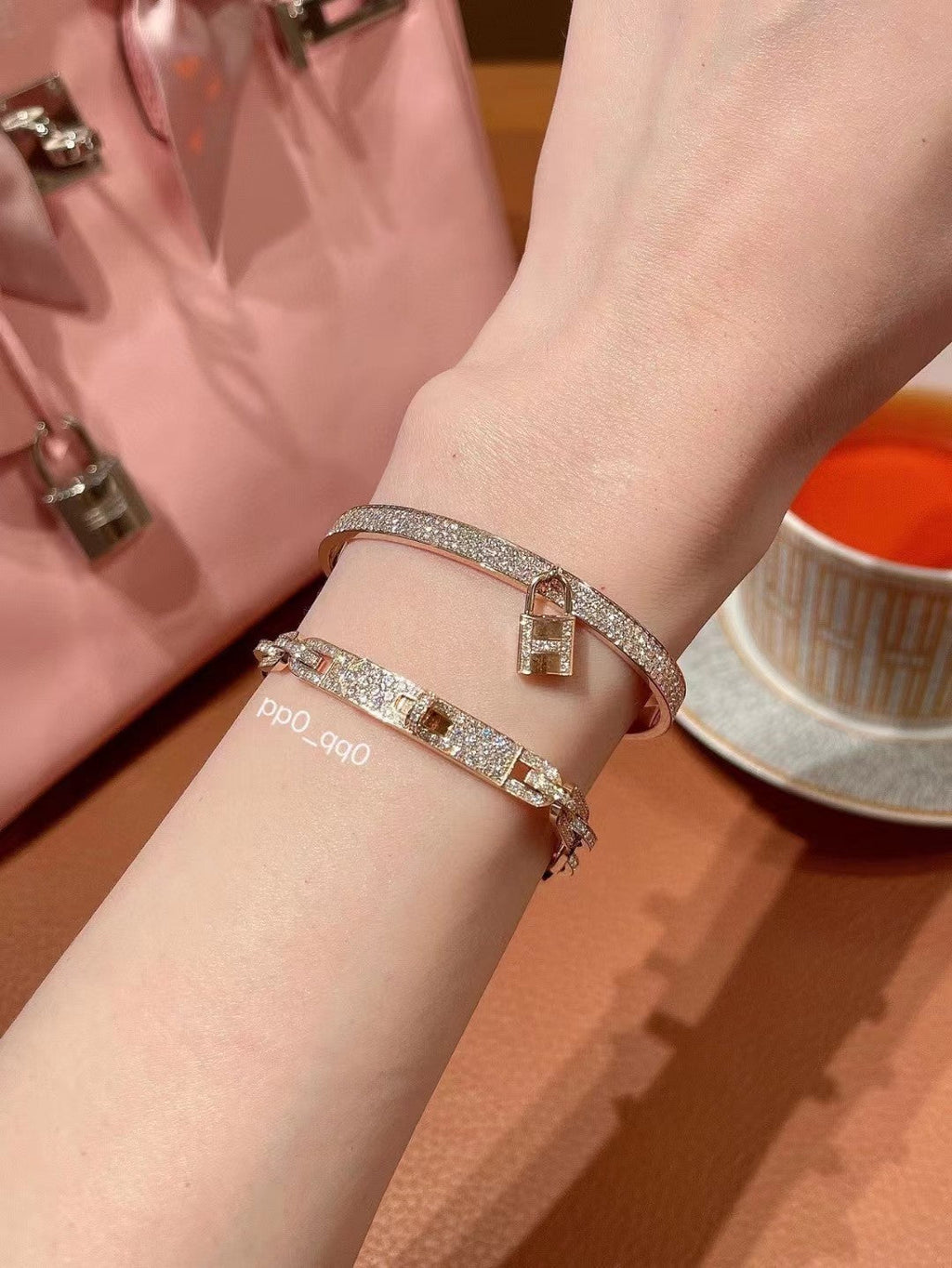 Hermes Kelly Lock Vintage Hermes Bracelet - 18K Gold