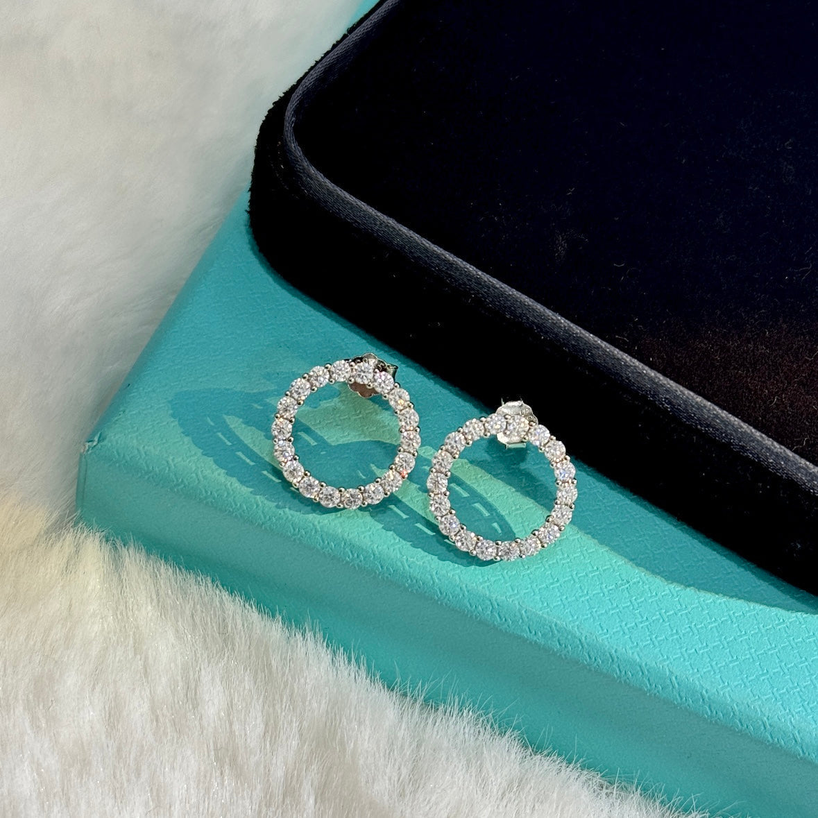 Tiffany Circle Diamond Earrings - 18K White Gold