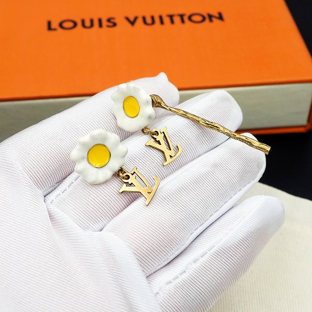 Louis Vuitton Gardening Earrings - 18K Yellow Gold