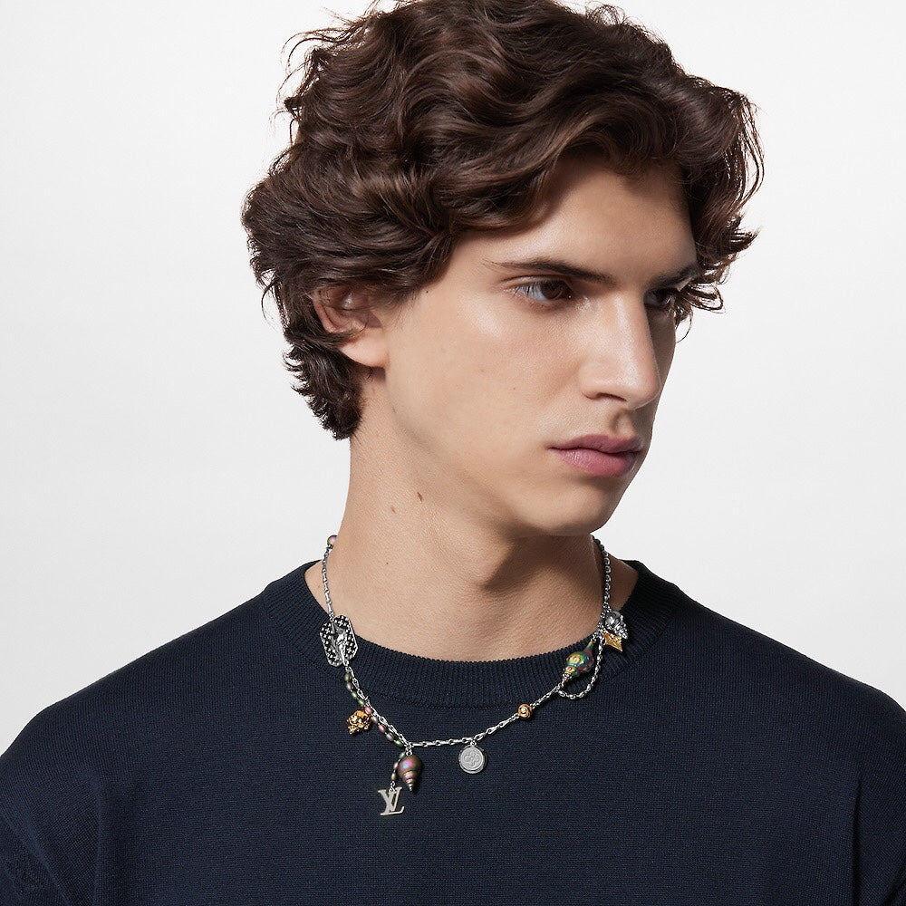 Louis Vuitton Shell Necklace