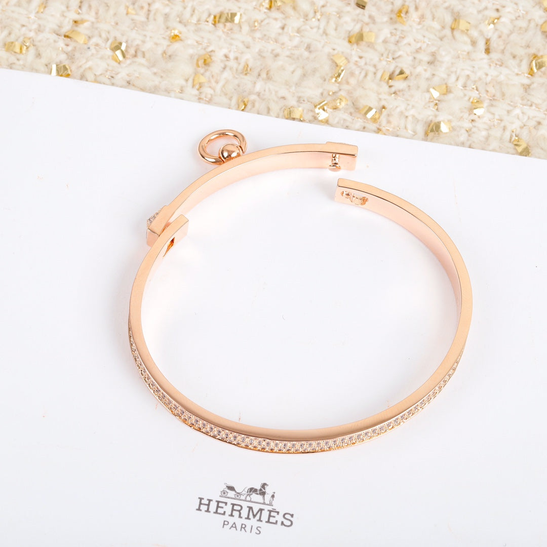 Hermes Collier De Chien Diamond Bracelet - 18K Gold