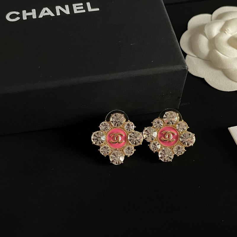 Chanel Color Flower Diamond Earrings - 18K Yellow Gold